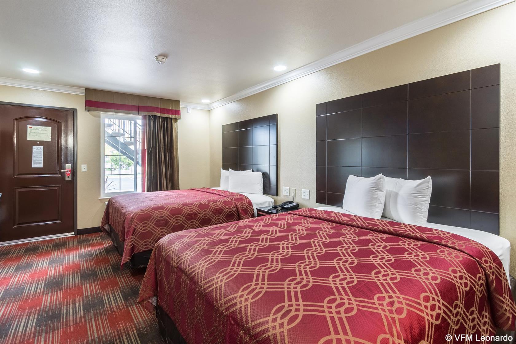 Econo Lodge Inn & Suites Escondido Downtown Екстер'єр фото