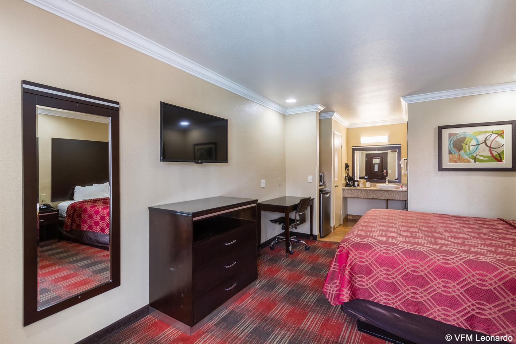 Econo Lodge Inn & Suites Escondido Downtown Екстер'єр фото